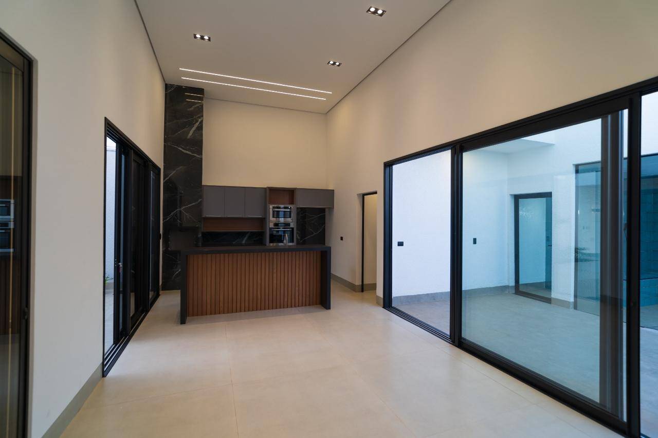 Casa, 3 quartos, 250 m² - Foto 8