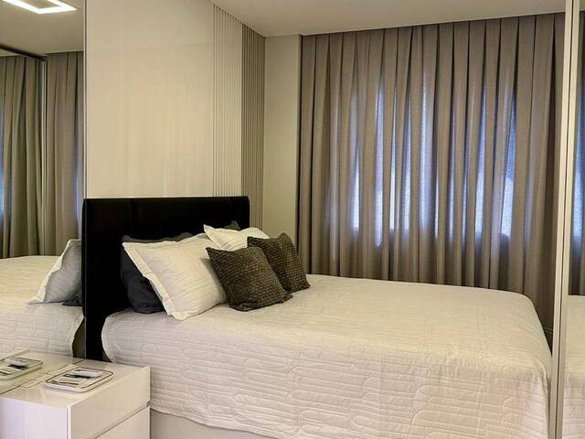 #8 - Apartamento para Venda em Porto Belo - SC