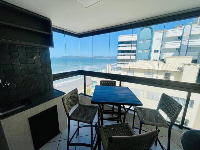 Temporada em MEIA PRAIA - Itapema